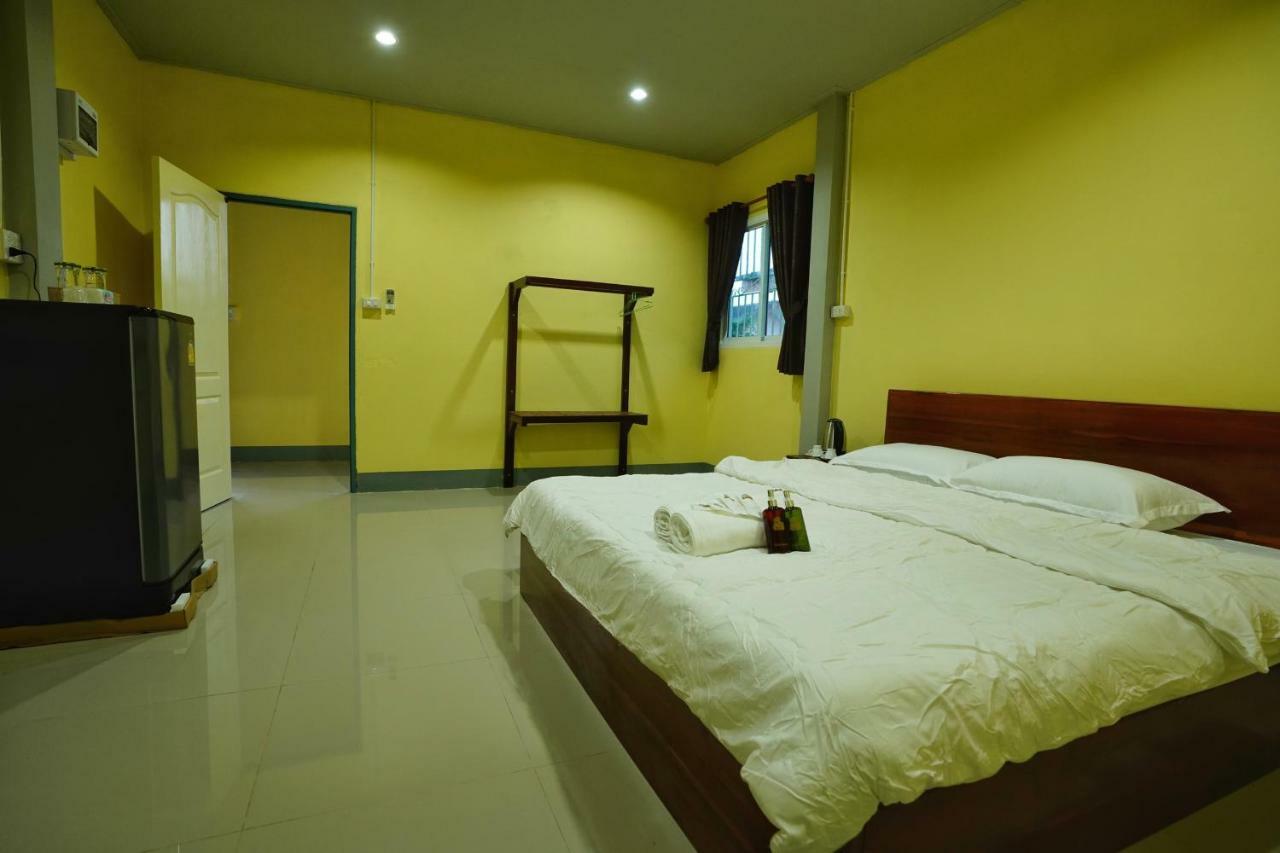 ฮูกโฮม Hotel Ban Mae Khachan Exterior photo